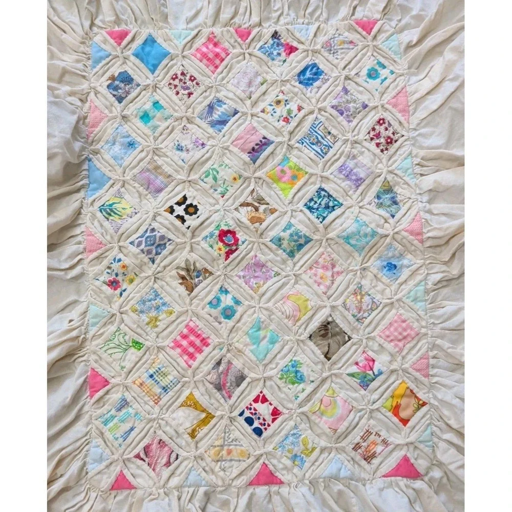 Vntg Cathedral Window Standard Lay Over Shams (2) Ruffled Blue Trim Patchwork